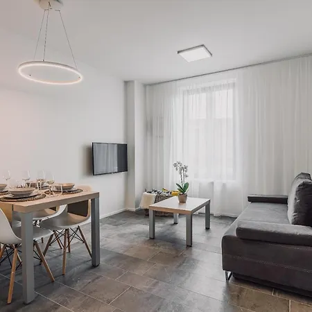- Eisgrub Aparthotel